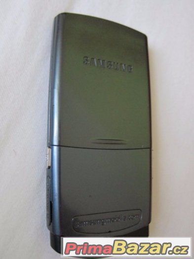 Mobilní telefon Samsung U600