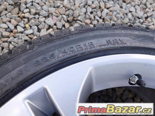 Renault Laguna III 5x114,3 ET49 225/40/18 - orig. nová zimní