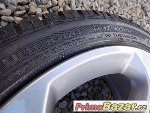 Renault Laguna III 5x114,3 ET49 225/40/18 - orig. nová zimní