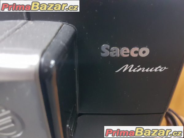 Kávovar Saeco Minuto espresso díky funkci auto