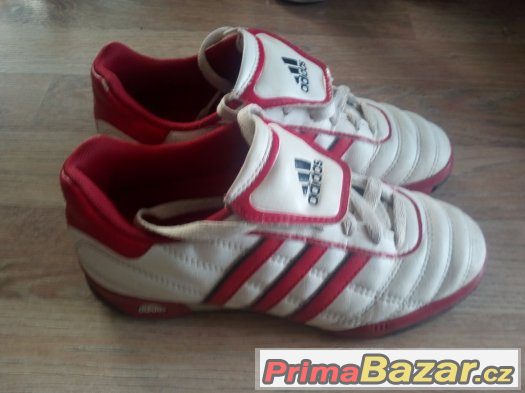 Prodám boty zn. Adidas velikost 33