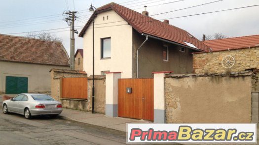 POZOR TOP nabídka. RD v blízkosti Prahy a Mercedes Benz POZOR TOP nabídka. RD v blízkosti Prahy a Mercedes Benz