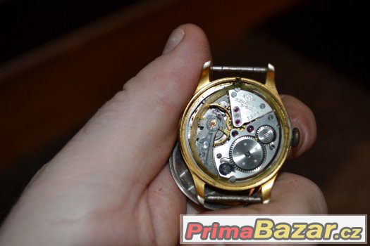 Náramkové hodinky Vostok/Volna 22