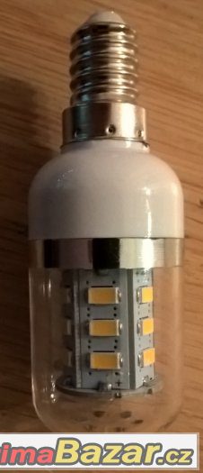 Led žárovka svíčka, světelná patice E14 5W Transparent