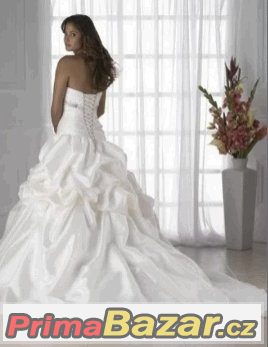 nové bílé svatebni šaty vel.36-38 s kruhovou spodnici