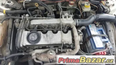 MOTOR  NA ALFA ROMEO 156  1,9 JTD 77KW