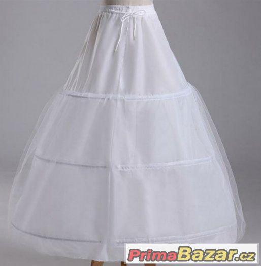 nové bílé šaty s vlečkou a spodnici
