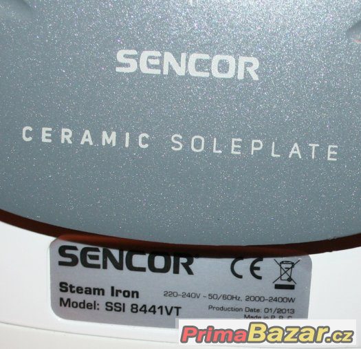 Napařovací žehlička Sencor SSI 8441 VT