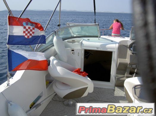 prodam-motorovy-clun-rinker-230-at