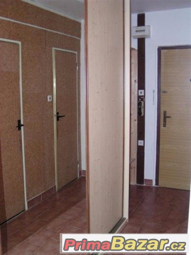 2+kk, Nad Přehradou, Horní Měcholupy 2+kk, Nad Přehradou, Horní Měcholupy