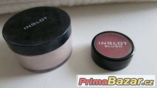 Použitá profesionální líčící kosmetika Inglot