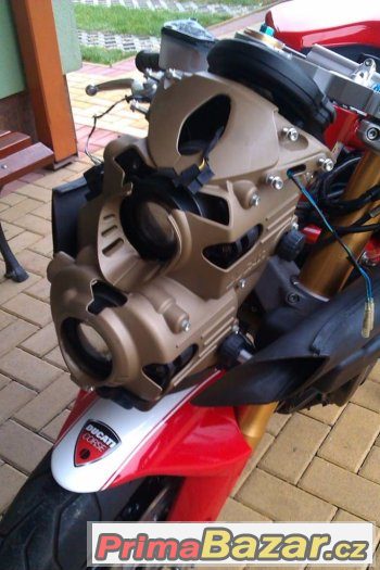 Ducati 999 R / 749 R Mg kryt na lampu Ducati 999 R / 749 R Mg kryt na lampu