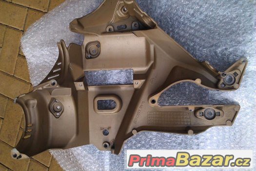 Ducati 999 R / 749 R Mg kryt na lampu Ducati 999 R / 749 R Mg kryt na lampu