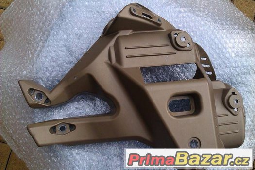 Ducati 999 R / 749 R Mg kryt na lampu Ducati 999 R / 749 R Mg kryt na lampu