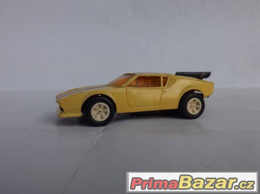 Prodám autíčko od IGRA model DE TOMASO