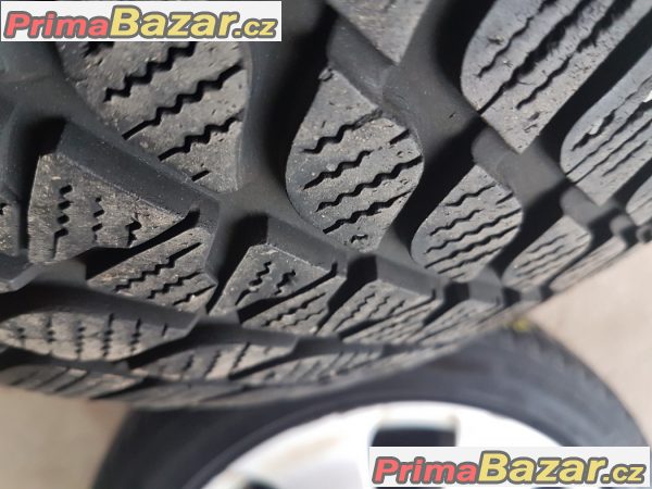 sada Bmw s pneu Bridgestone 6775596-13 5x120 8jx17 is34