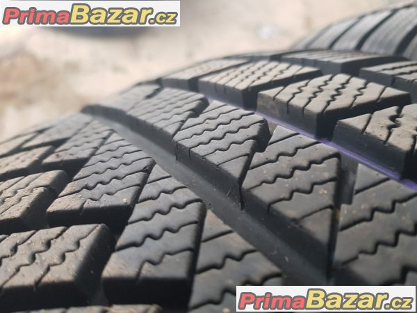 4xzanovni pneu Continental r20 dot4415 ts850 275/45 r20 V