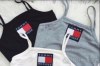 crop top Tommy Hilfinger velikosti S a M doprava zdarma