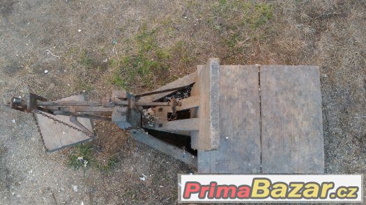 Prodám 60 let starou miny Váhu Prodám 60 let starou miny Váhu