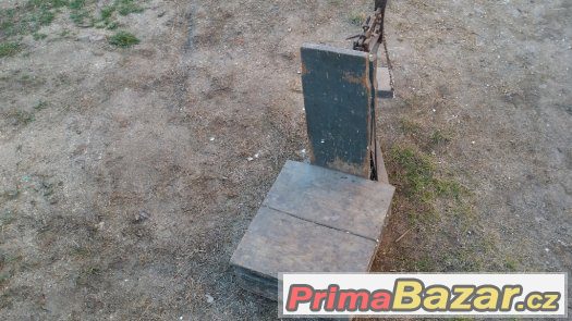 Prodám 60 let starou miny Váhu Prodám 60 let starou miny Váhu