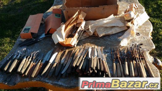 Prodám staré příbory Rostfrei Prodám staré příbory Rostfrei