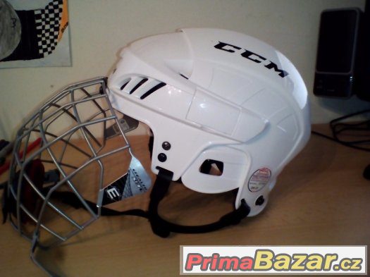 Hokejová helma CCM Skoro nová