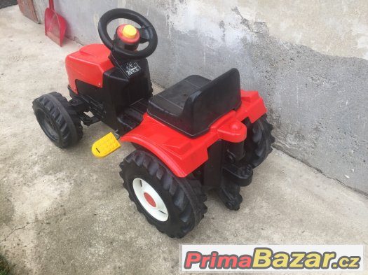 Traktor šlapací dětský
