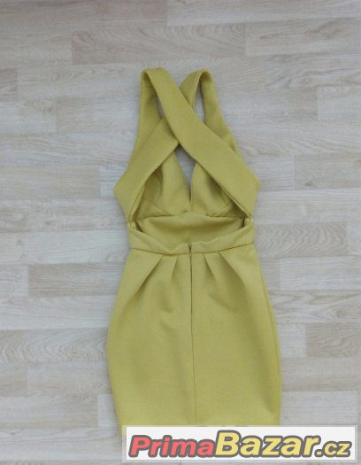 Žluté sexy šaty XS (34)