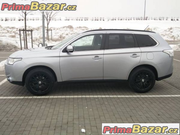 Mitsubishi Outlander 2.2 DI-D SERVISKA,NAVI,KAMERA