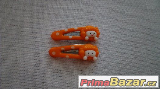 Dětské oranžové sponky s panenkami