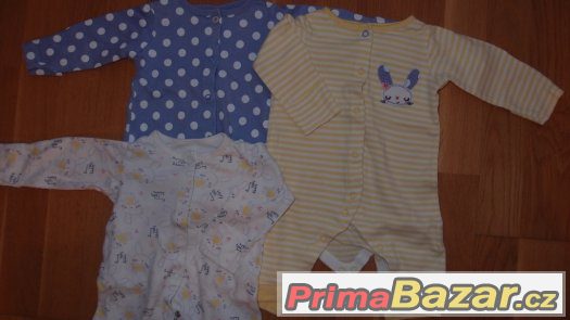 Luxusní komplet vel.62 (Mothercare, Vertbaudet, CaA, s. Oliv