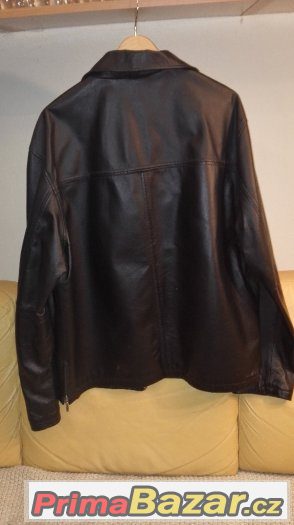 Čierna pánska kožená bunda Different