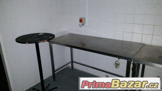 Digestoř nerezová, nerezové stoly apod. – fotografie 4
