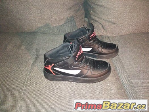 Nové Boty Jordan 43 Nové Boty Jordan 43