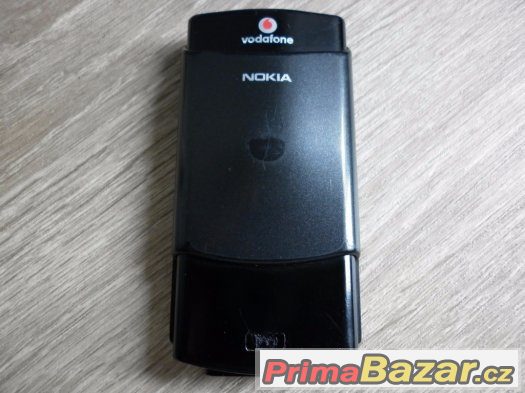 Nokia N70, 2MPx foto, černá, perfektní stav.