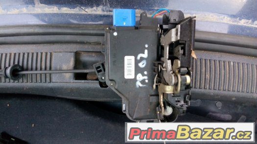 prodam-zamky-na-octavii-2