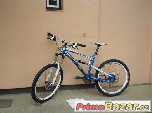 ENDURO LAPIERRE ZESTY 214