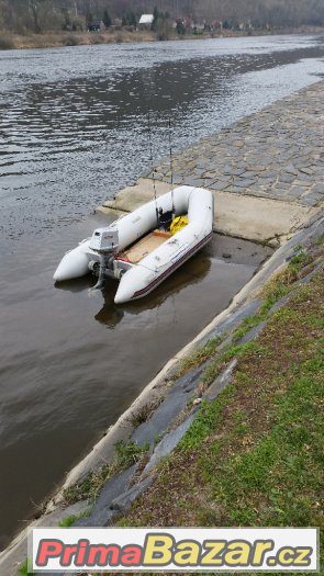 Nafukovaci Clun 2.9m s pojezdem