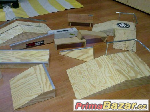 Rampy na fingerboard BONSEI, Blackriver, raily