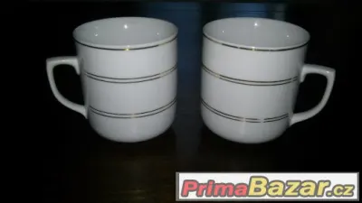 Dva starší hrnky