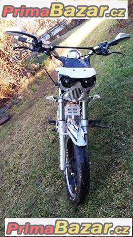 Motocykl 125cc