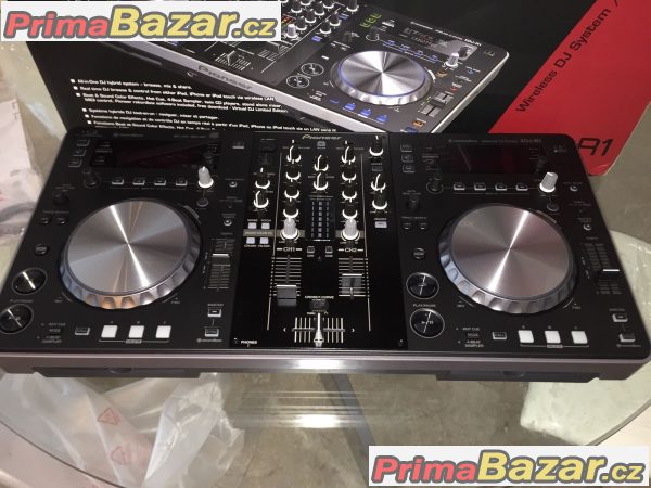 Pioneer DDJ SX2..600€/Pioneer DDJ SX..420€/Pioneer XDJ-RX...900€