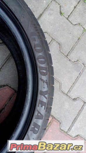 Koupím jednu letní pneu 225/40R18 92W