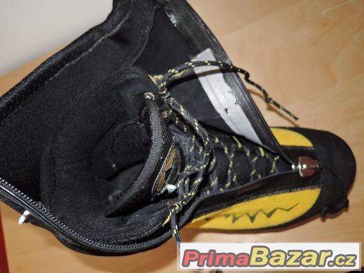 La Sportiva Batura 43 a 1/3