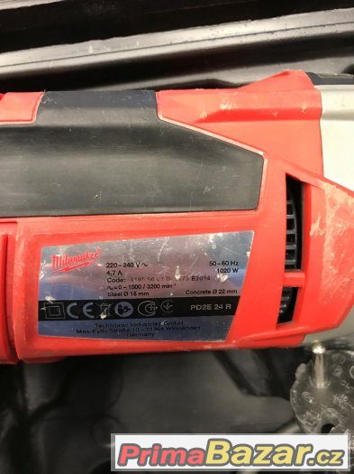 Příklepová vrtačka Milwaukee PD2E 24 R 1020W Příklepová vrtačka Milwaukee PD2E 24 R 1020W