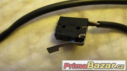 Microspínač zámku kufru BMW E38 61318360399