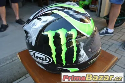ARAI RX - 7 GP Monster Energy - Limited Edition .