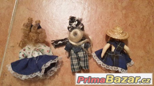 3 malé porcelánové panenky - starožitné
