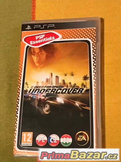 PSP ( playstation portable) + 5 her + paměťová karta