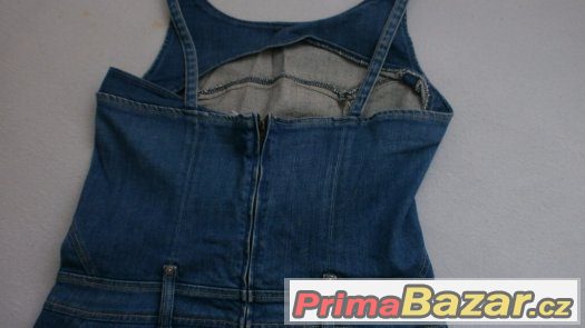 dámské šaty Levis vel. Medium L dámské šaty Levis vel. Medium L
